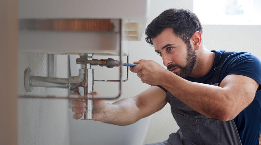 Water heater thermostat replacement in Wittmann, AZ